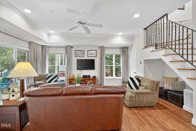 302 Edgewater Circle, Chapel Hill, NC 27516