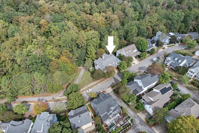 302 Edgewater Circle, Chapel Hill, NC 27516