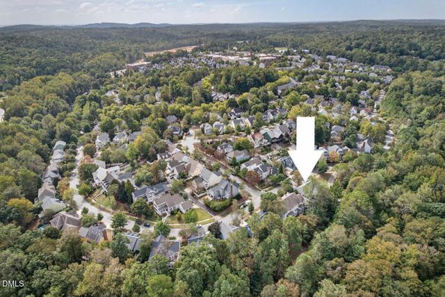 302 Edgewater Circle, Chapel Hill, NC 27516