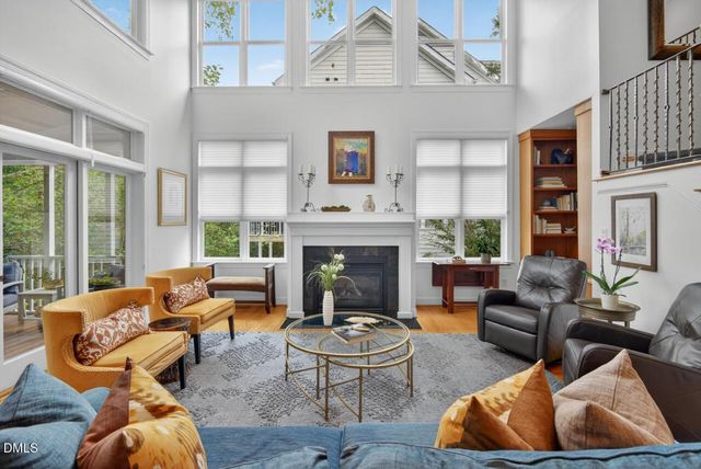 302 Edgewater Circle, Chapel Hill, NC 27516