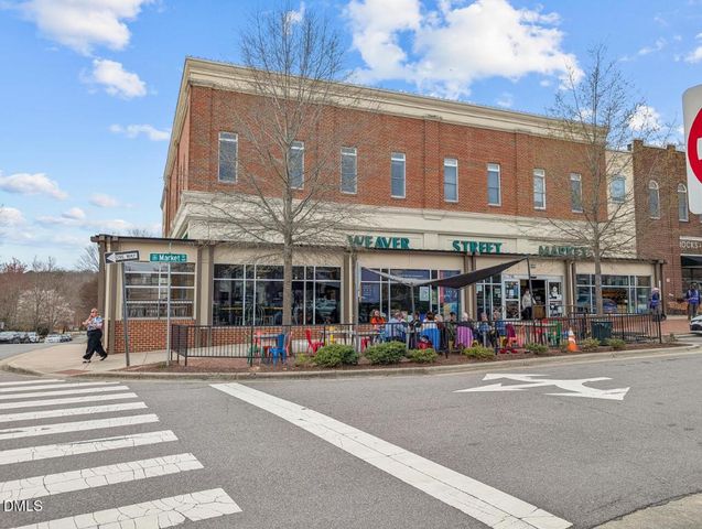 302 Edgewater Circle, Chapel Hill, NC 27516