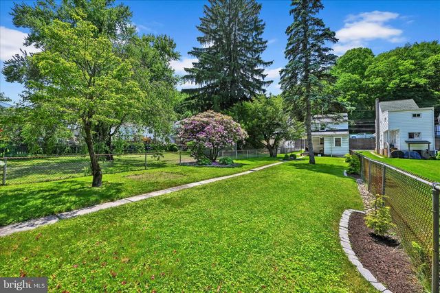 221 S DELAWARE AVE, Minersville, PA 17954