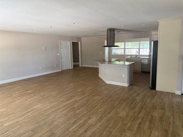 4207 21 ST AVENUE W, Bradenton, FL 34205