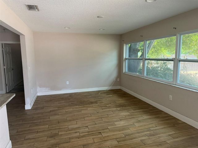 4207 21 ST AVENUE W, Bradenton, FL 34205