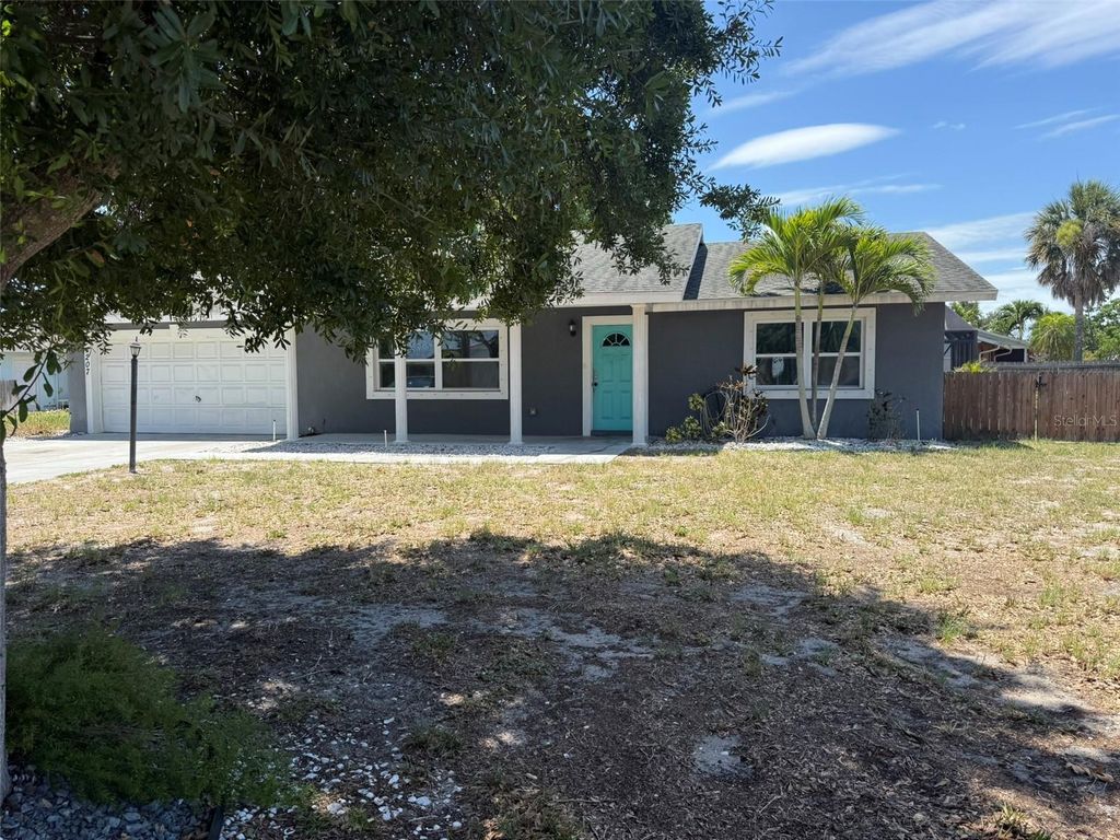 4207 21 ST AVENUE W, Bradenton, FL 34205