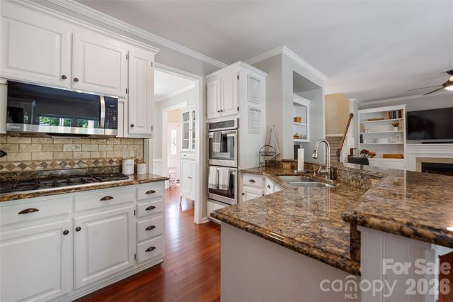 16919 Hampton Crossing Drive, Huntersville, NC 28078