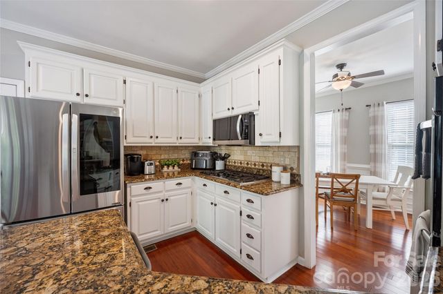 16919 Hampton Crossing Drive, Huntersville, NC 28078