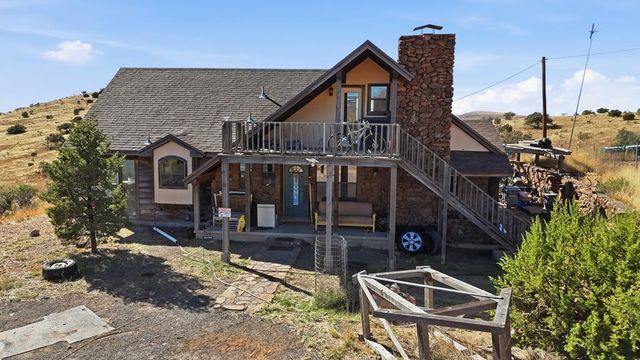 202 Fast Gun Lane, Fort Davis, TX 79734