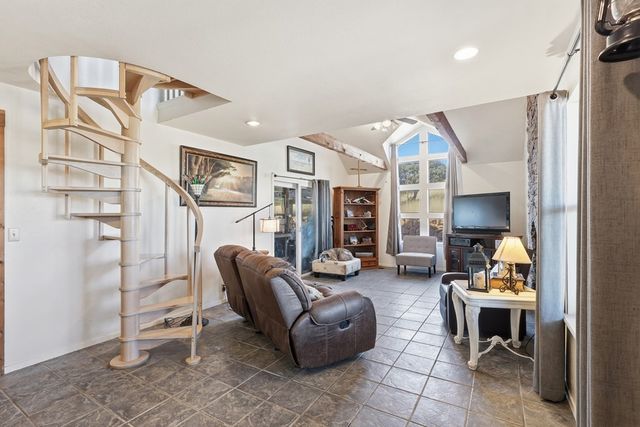 202 Fast Gun Lane, Fort Davis, TX 79734