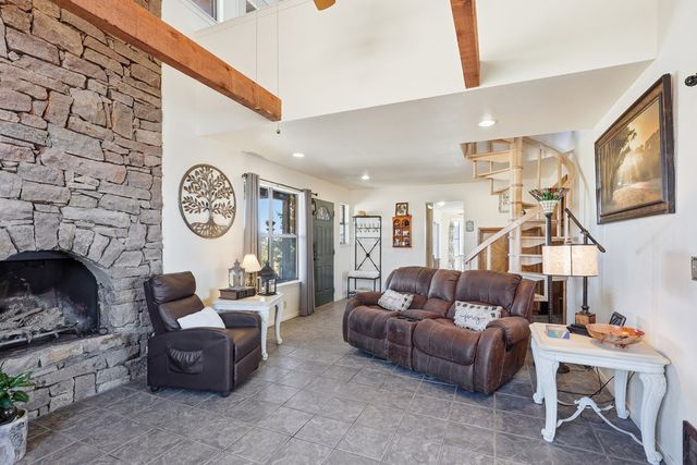 202 Fast Gun Lane, Fort Davis, TX 79734