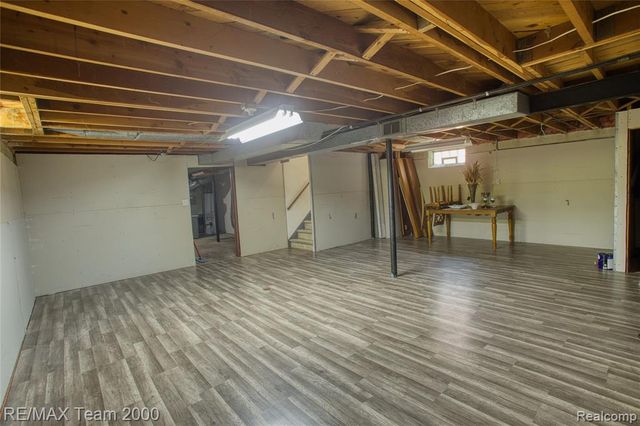 7475 Fenton Street, Dearborn Heights, MI 48127