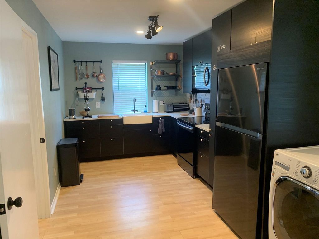 6241 Wheaton Drive B, Fort Worth, TX 76133