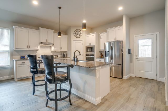 912 Bailey Lane, Mansfield, TX 76063