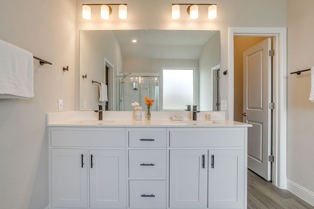 912 Bailey Lane, Mansfield, TX 76063