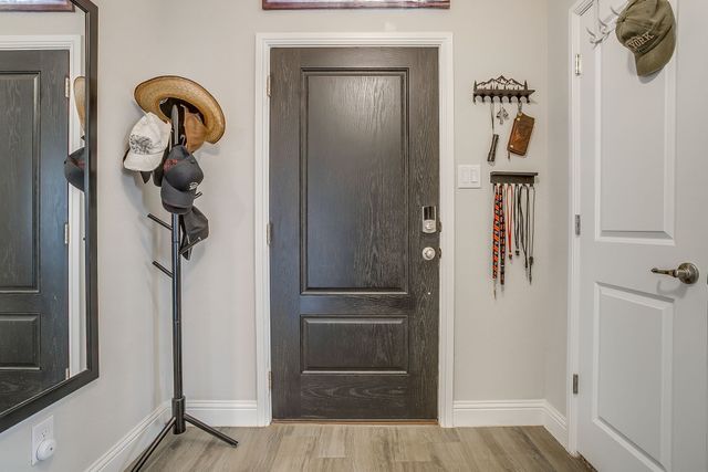 912 Bailey Lane, Mansfield, TX 76063