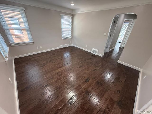1834 N Mildred Street, Dearborn, MI 48128