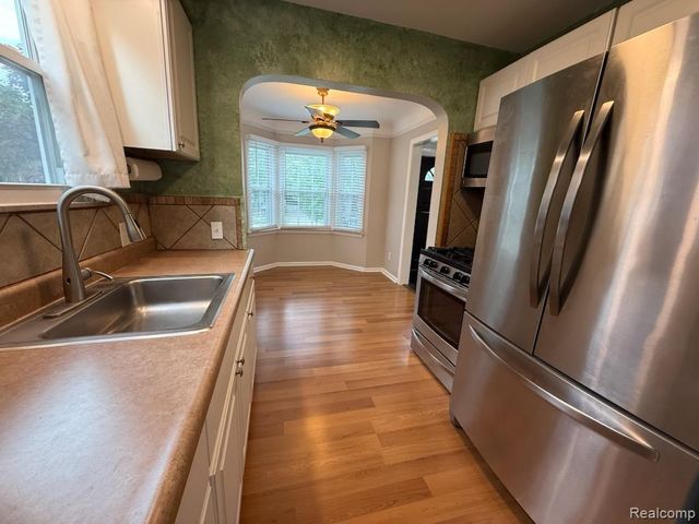 1834 N Mildred Street, Dearborn, MI 48128