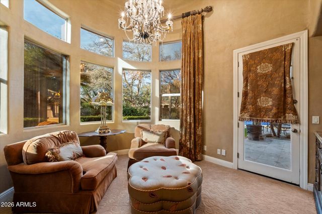 7008 N 68TH Place, Paradise Valley, AZ 85253