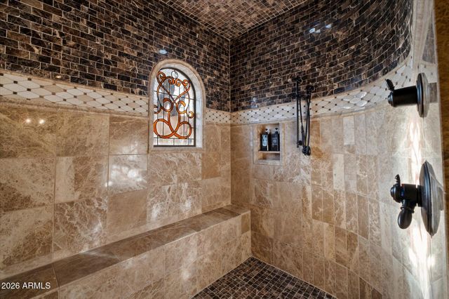 7008 N 68TH Place, Paradise Valley, AZ 85253