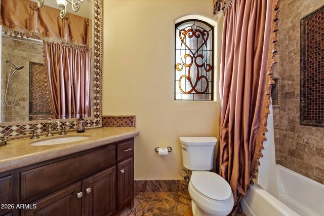 7008 N 68TH Place, Paradise Valley, AZ 85253