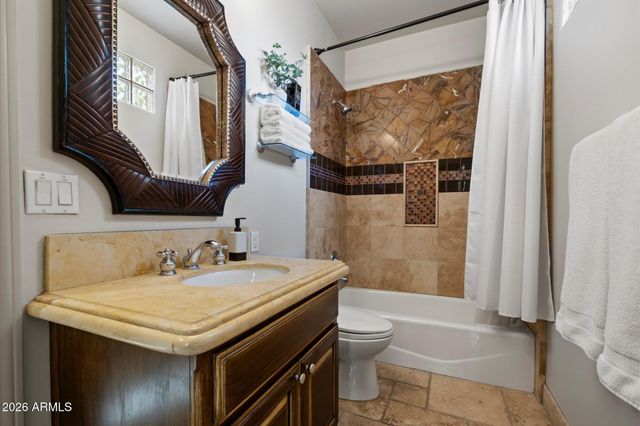 7008 N 68TH Place, Paradise Valley, AZ 85253