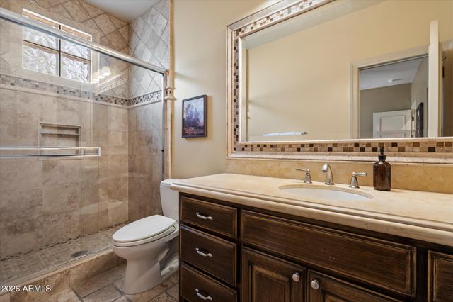 7008 N 68TH Place, Paradise Valley, AZ 85253