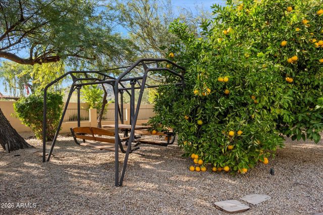 7008 N 68TH Place, Paradise Valley, AZ 85253