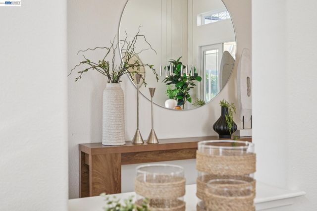 28862 Bay Heights Rd, Hayward, CA 94542