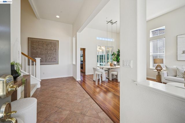 28862 Bay Heights Rd, Hayward, CA 94542