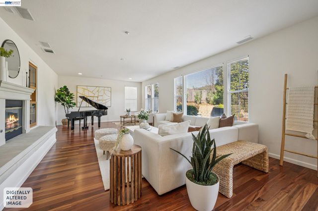 28862 Bay Heights Rd, Hayward, CA 94542