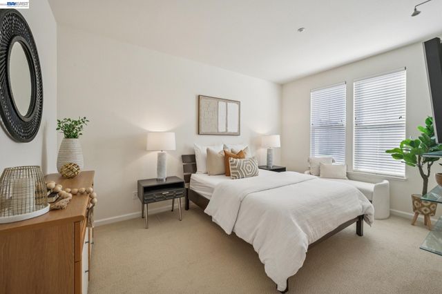 28862 Bay Heights Rd, Hayward, CA 94542