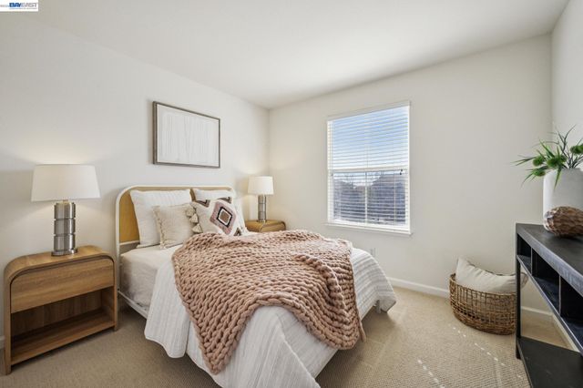 28862 Bay Heights Rd, Hayward, CA 94542