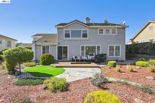 28862 Bay Heights Rd, Hayward, CA 94542
