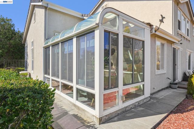 28862 Bay Heights Rd, Hayward, CA 94542