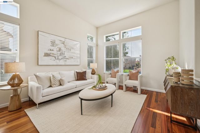 28862 Bay Heights Rd, Hayward, CA 94542