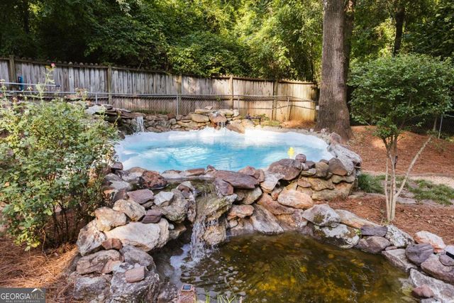 640 Tallassee, Athens, GA 30606