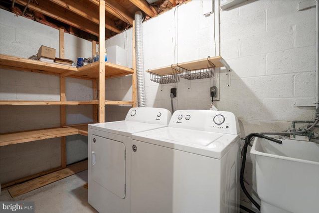 1717 REDGATE FARMS CT, Rockville, MD 20850