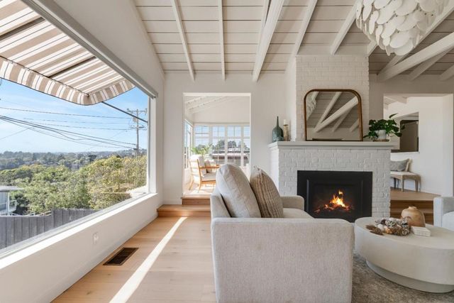221 Highland Drive, Aptos, CA 95003