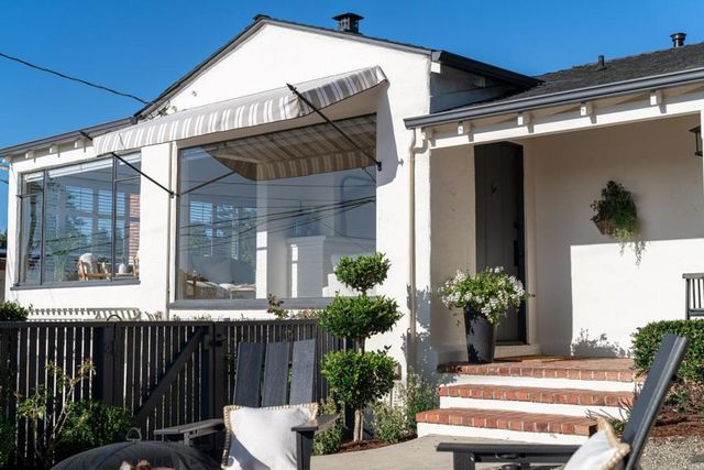 221 Highland Drive, Aptos, CA 95003