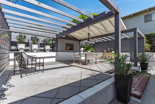 221 Highland Drive, Aptos, CA 95003