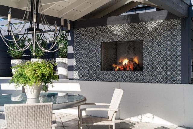 221 Highland Drive, Aptos, CA 95003