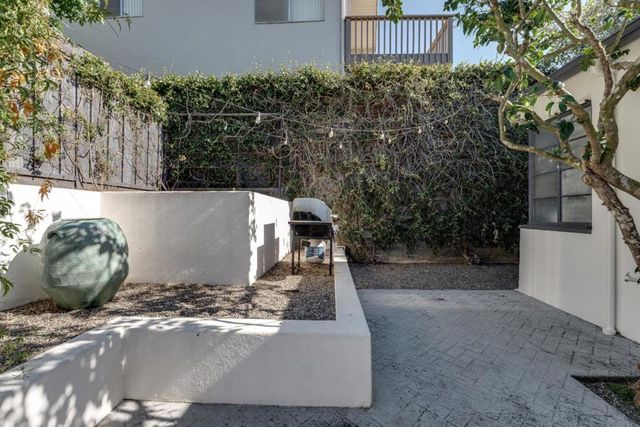 221 Highland Drive, Aptos, CA 95003