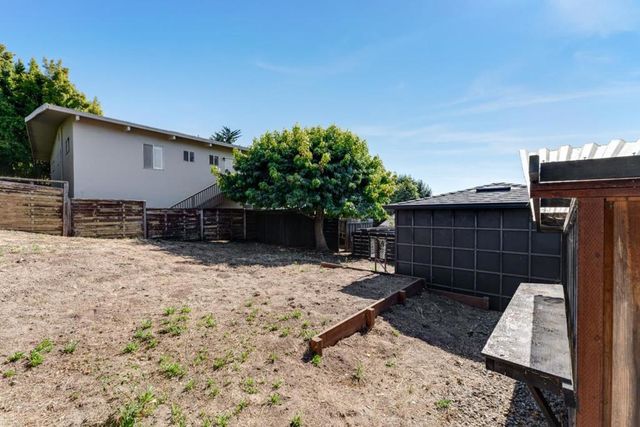 221 Highland Drive, Aptos, CA 95003