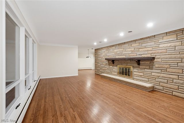 6125 Hillside Road, Independence, OH 44131