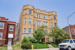 7639 W Jackson Boulevard 1E, Forest Park, IL 60130