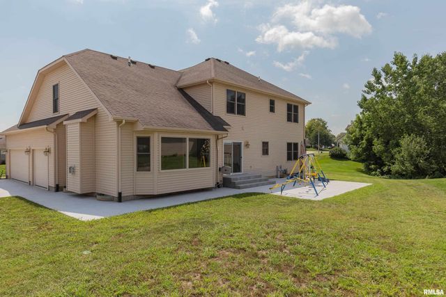 1600 E 5TH Street, Coal Valley, IL 61240