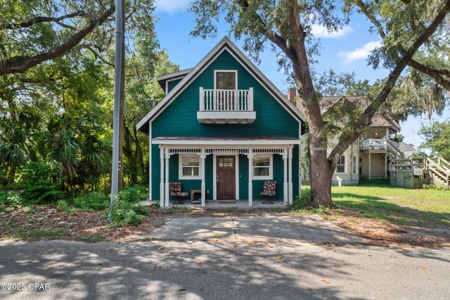 710 Moore Circle, Panama City, FL 32401