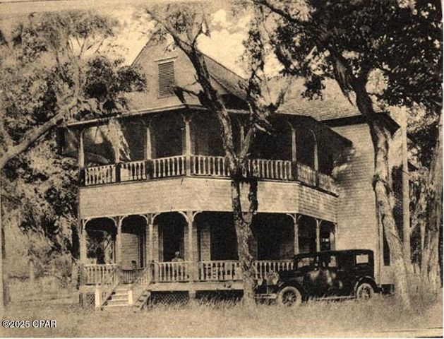 710 Moore Circle, Panama City, FL 32401