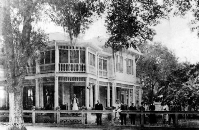 710 Moore Circle, Panama City, FL 32401