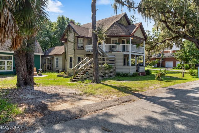 710 Moore Circle, Panama City, FL 32401